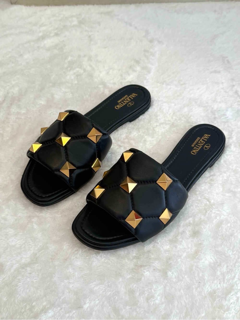 Valentino Garavani Roman Stud Black Leather Slide Sandals Gold Size 39